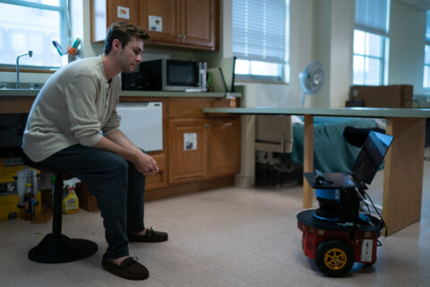 assisstive_robot_and_mock_patient